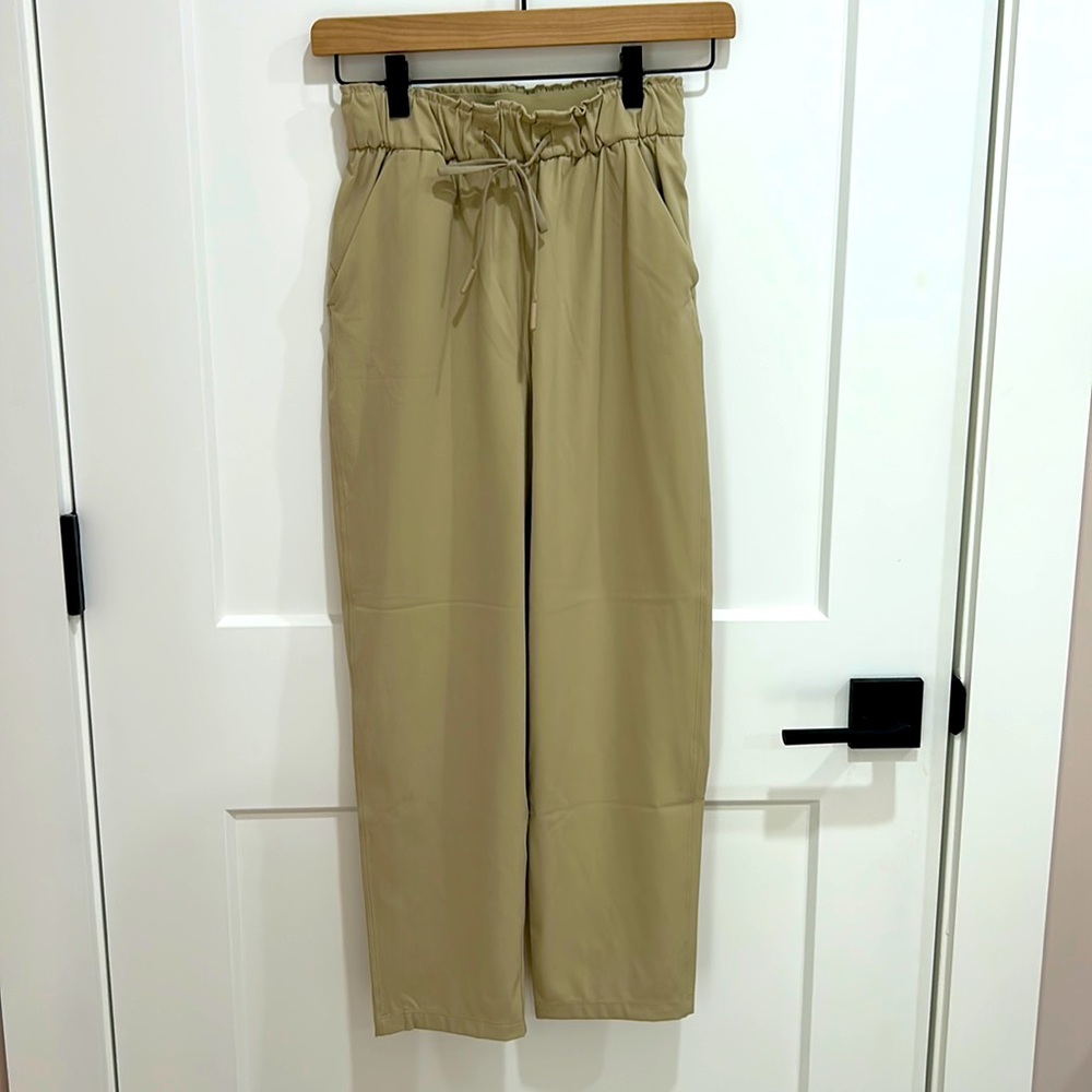 Lululemon High Rise Stretch 7/8 Pant